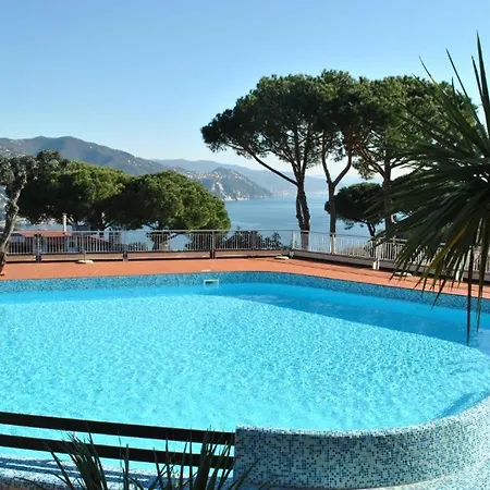 Ferienhaus Il Poggetto - Sea View In With Pool