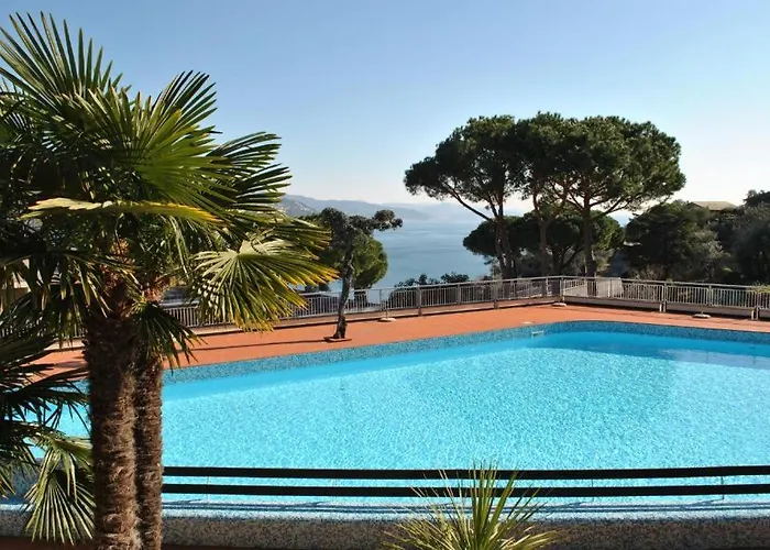 Il Poggetto - Sea View In With Pool